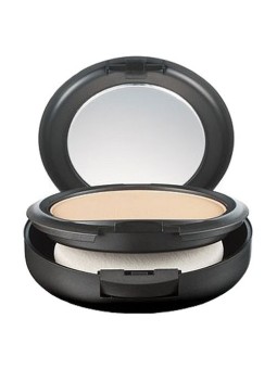MAC Polvere opacizzante e MakeUp Studio Fix Fondotinta Powder