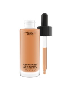 MAC Studio Waterweight Vitamina E Fondotinta Liquido a Lunga