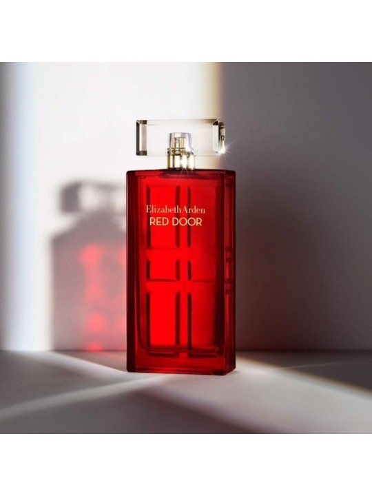 Elizabeth Arden Red Door eau de toilette Spray donna 100ml Elizabeth Arden www.essenzetotalstyle.com 