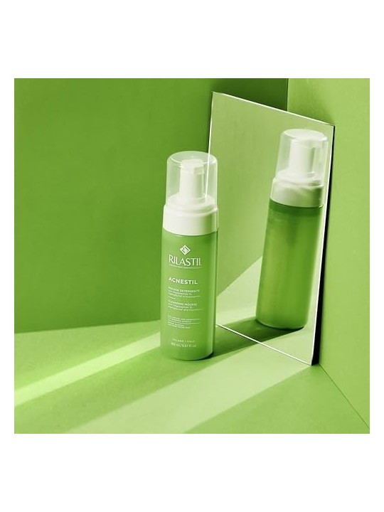 Rilastil Acnestil Mousse Detergente per pelle mista/acneica