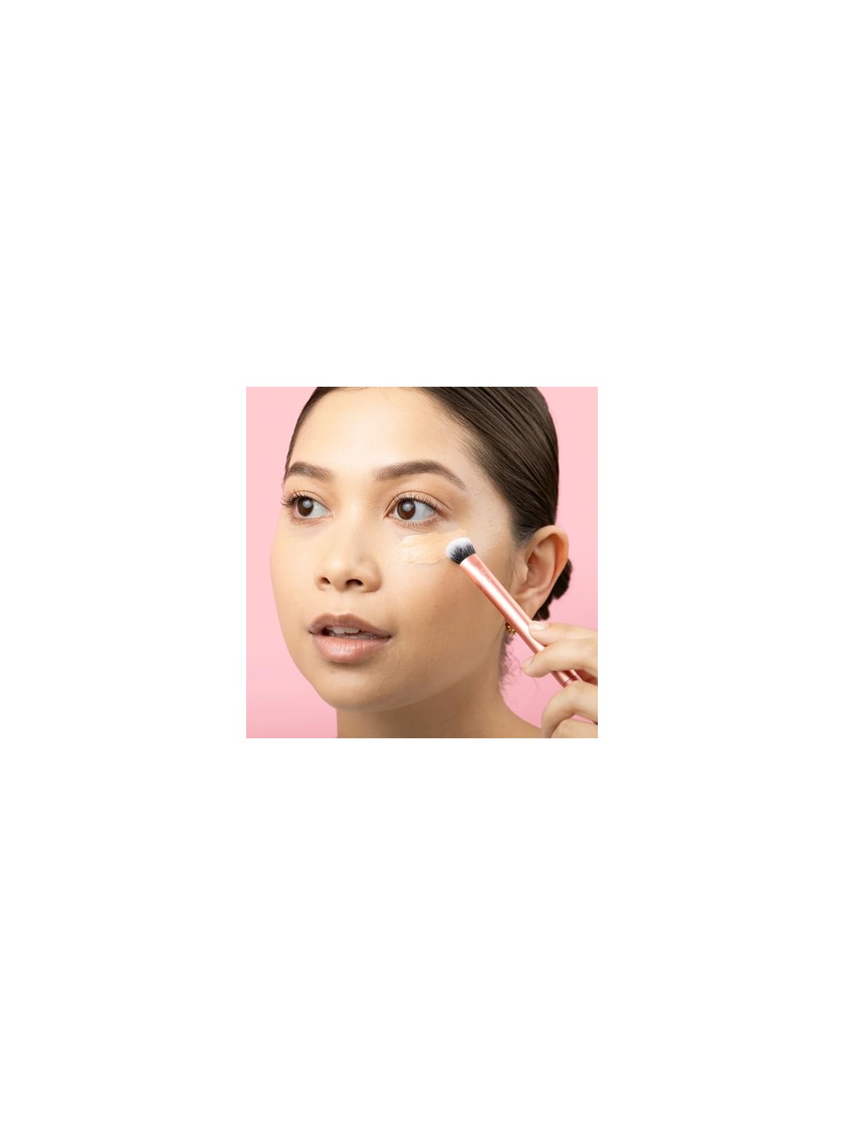 Real Techniques Base Expert Concealer Brush Pennello cosmetico per correttore donna