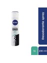 Nivea BLACK and WHITE INVISIBLE ACTIVE deodorante spray