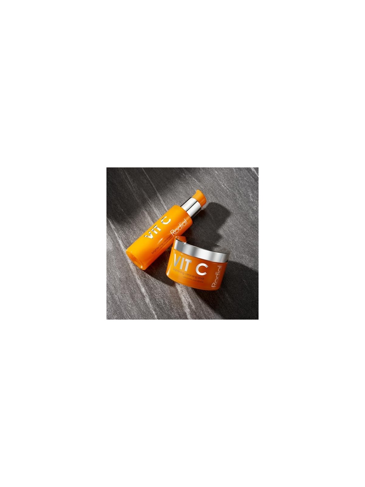 Rodial Vit C Brightening Cleanser donna 135ml Brighten & Renew RODIAL www.essenzetotalstyle.com 