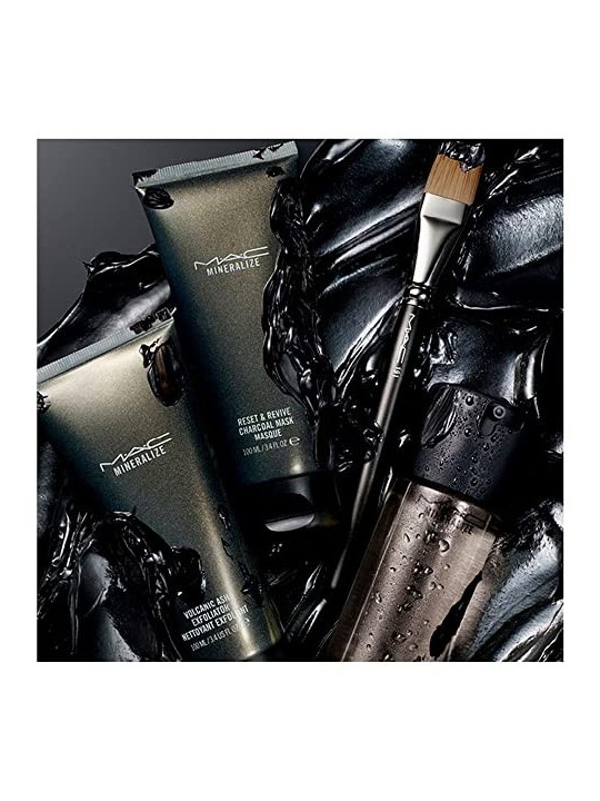 MAC Mineralize Charcoal Moisturizing Face Spray
