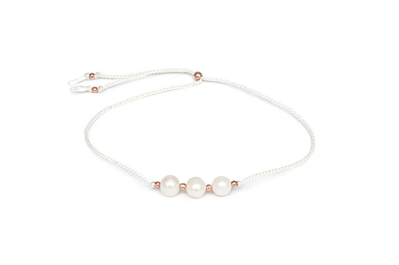 Agato Bellissimo bracciale con perle e corda per le gambe HE03N3RG-WH da donna