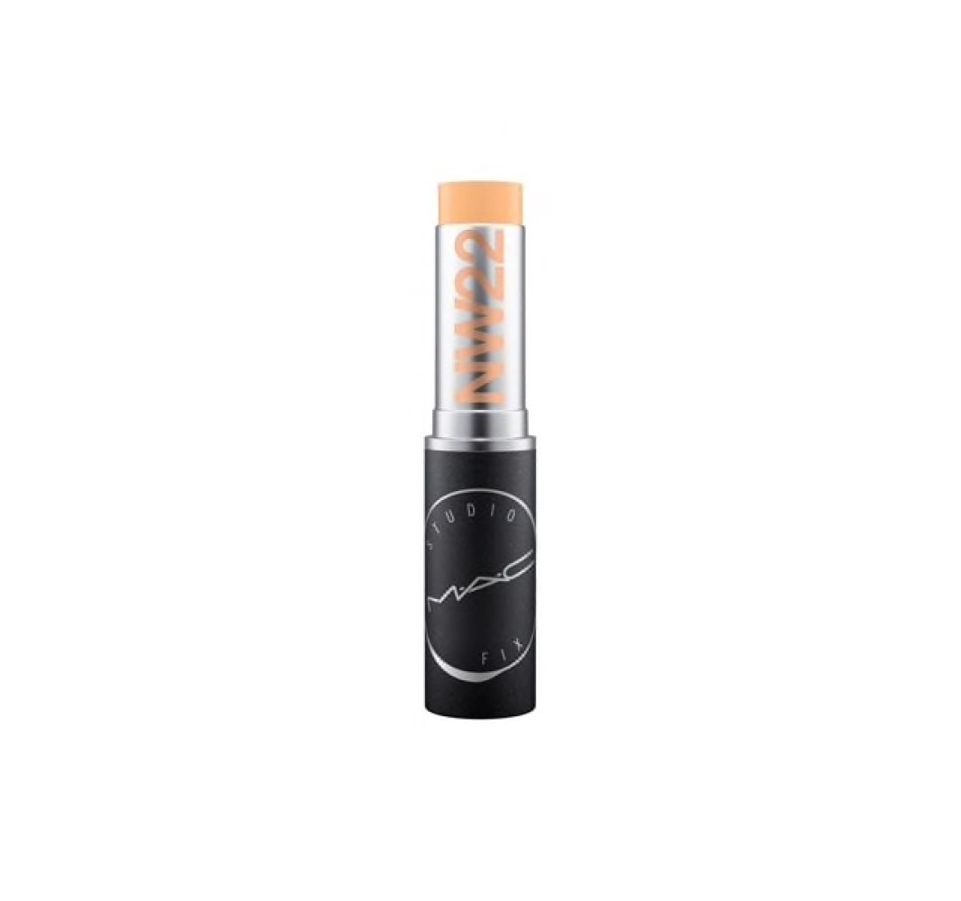 MAC Studio Fix Foundation Stick NW22 9 g donna