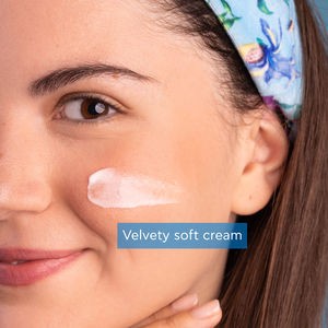 Apivita AQUA BEELICIOUS comfort 40 ml Donna