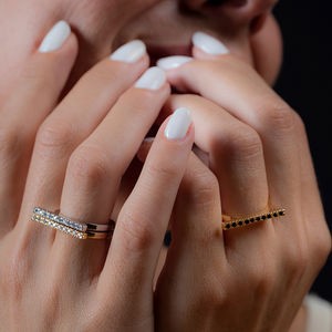 Shabama MANHATTAN BLACK ring bright gold 1 unit unisex