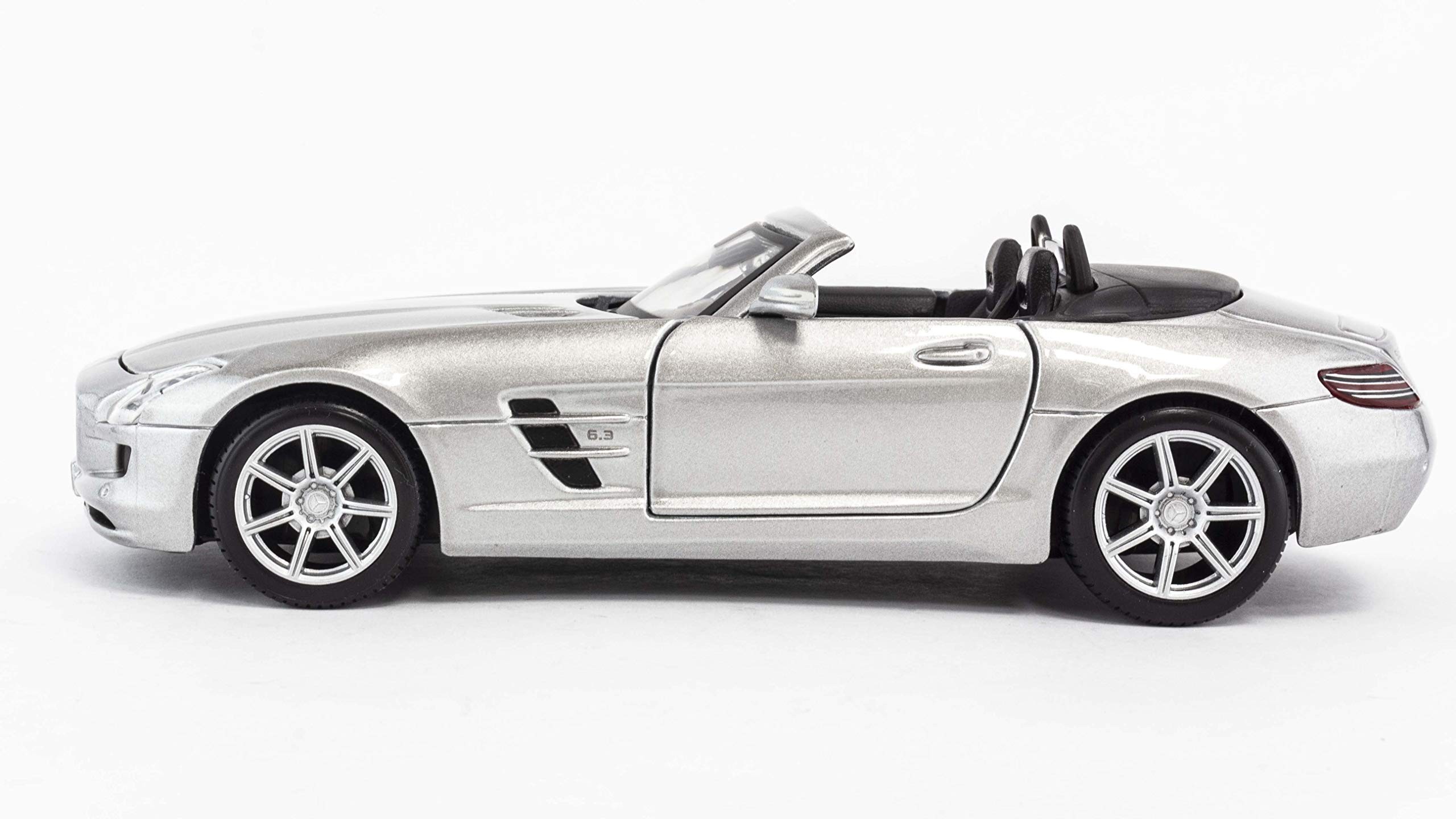 Maisto Special Edition Mercedes-Benz Sls Amg Roadster Toy Car 1:24 8+ years
